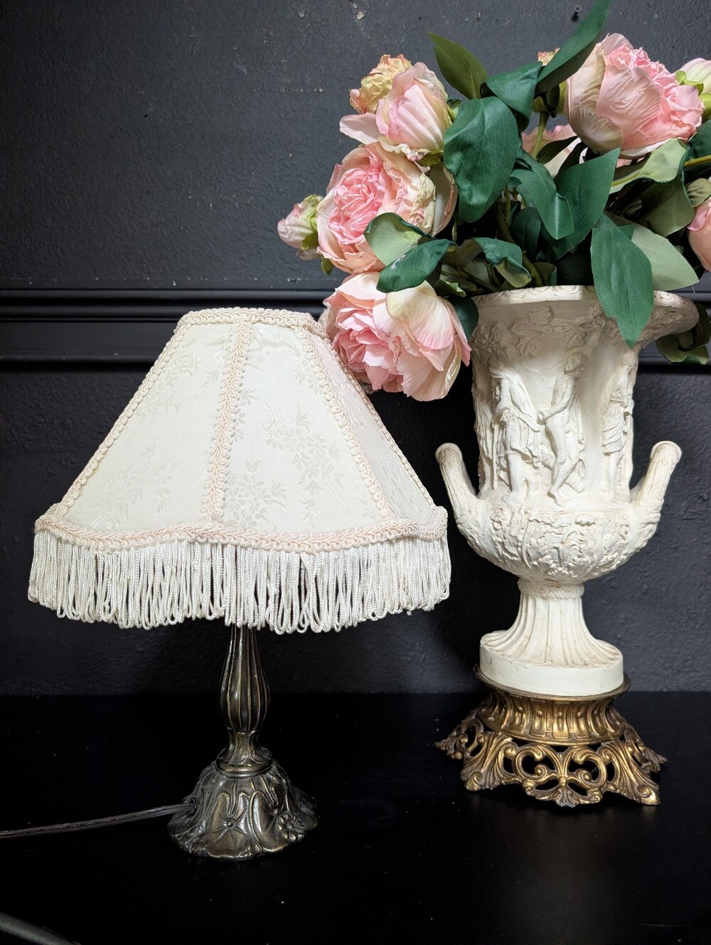 Vintage Small Brass Gold Ornate Tiffany Style  Table lamp w/ Cream Fringe Shade
